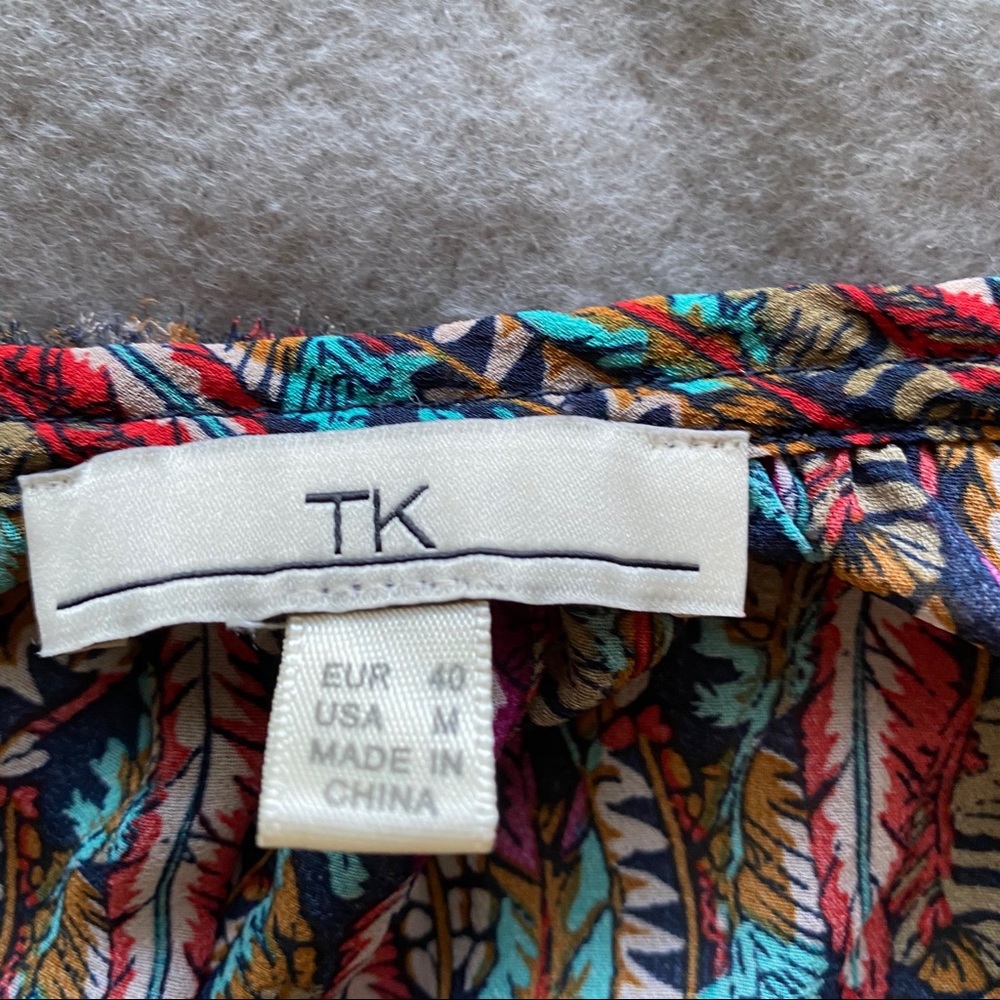 Feather pattern pull-over blouse - Picture 4 of 8